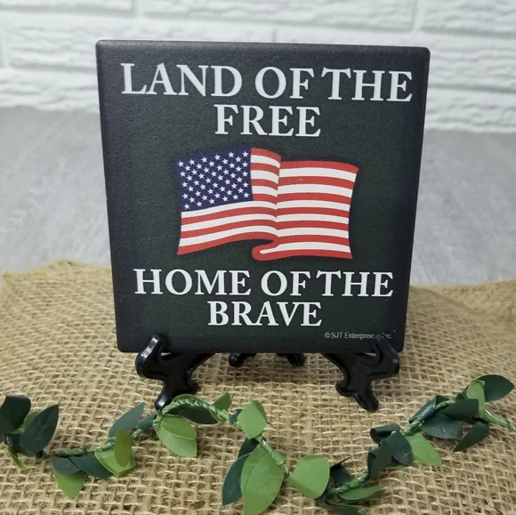 "Land Of The Free" Stone Coater W/ Easel - Picture 4 of 5